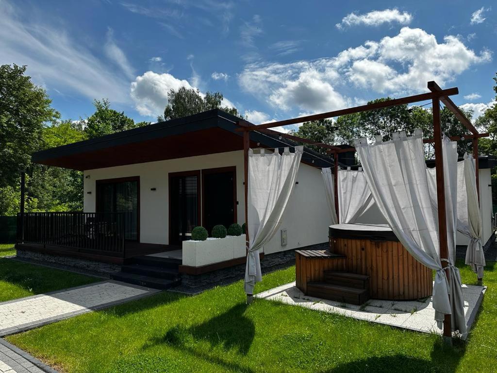 Wrzos Resort & Wellness **** Domki Caloroczne Wegierska Górka Exterior foto